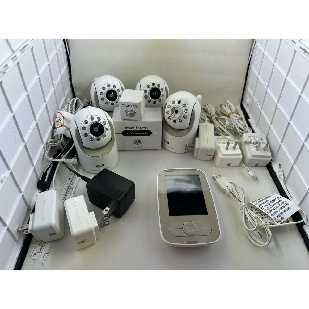 Infant Optics DXR-8 Baby Monitor Bundle 4 Cameras 1 Screen 8 Chargers Lenses